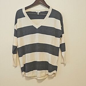 Joie Womens Sweater Size S Oversized  cream Grey Stripes V-neck Wool Cas…